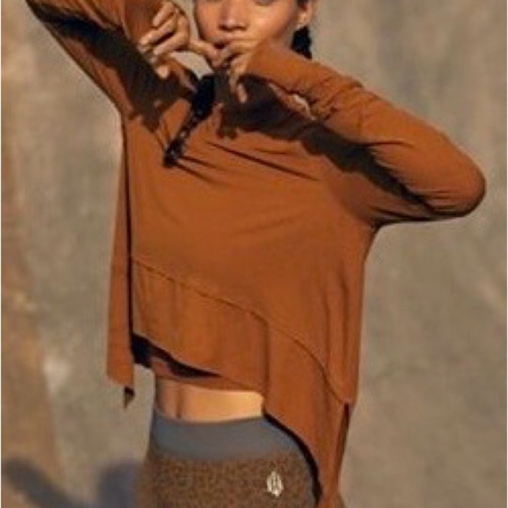 Freepeople Tempo, Asymmetrical Brown Long Sleeve Top